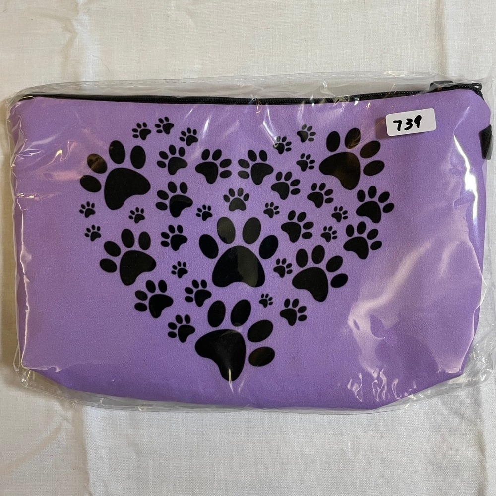 The Pouch Cosmetic Bag Women OS Purple NWT Paw Print Heart Zipper Travel Pouch